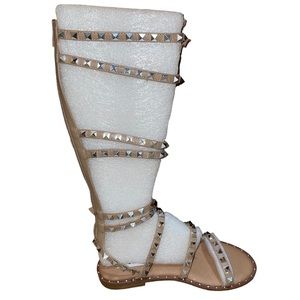 NWOT Women’s Steve Madden Studded Strap Up Nude Sandals, Size 6